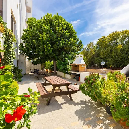 Stephanos Garden Aparthotel Polis
